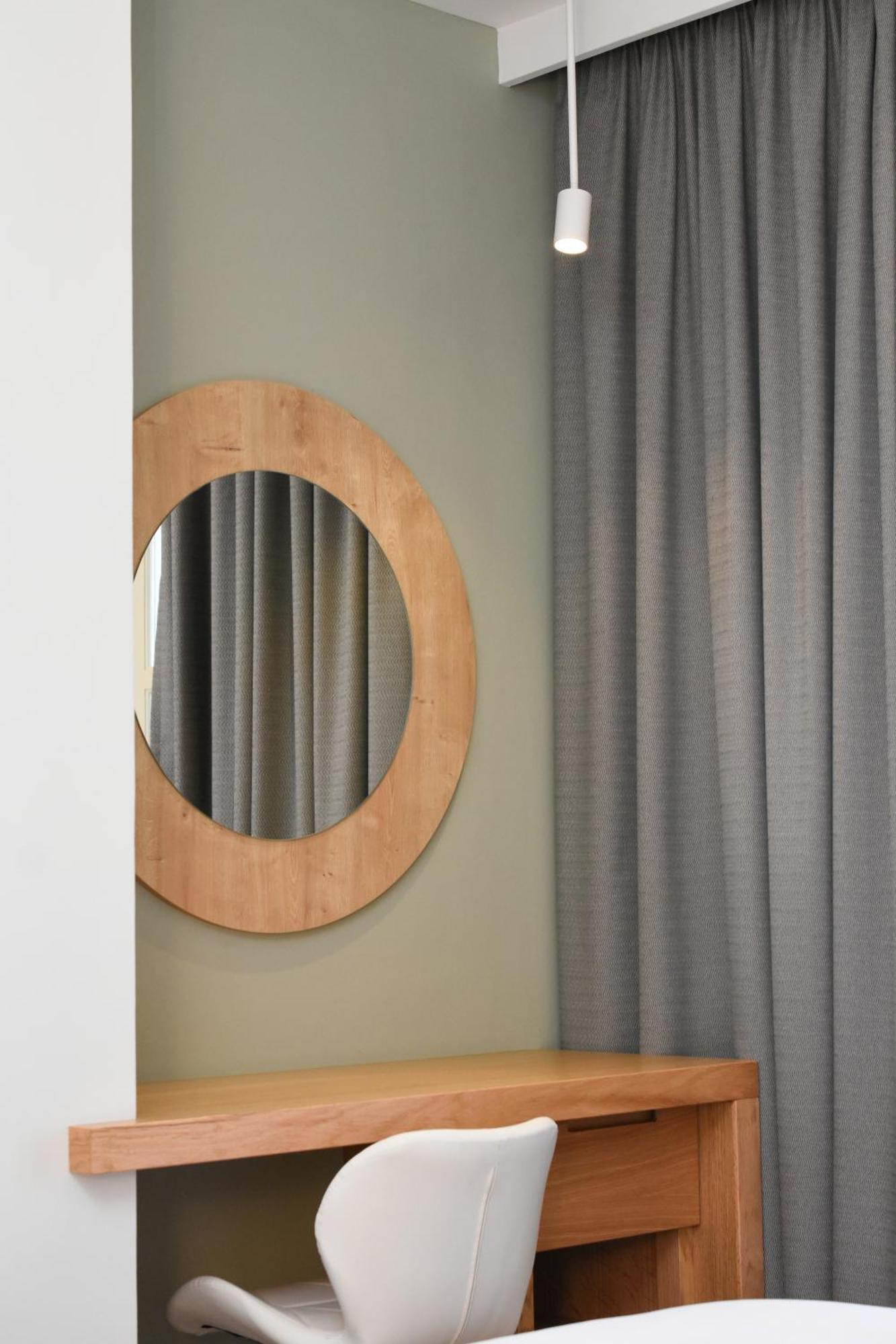 Elena Village Hotel & Suites Myrties エクステリア 写真