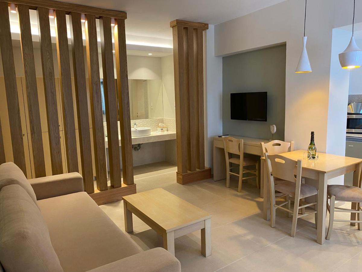 Elena Village Hotel & Suites Myrties エクステリア 写真