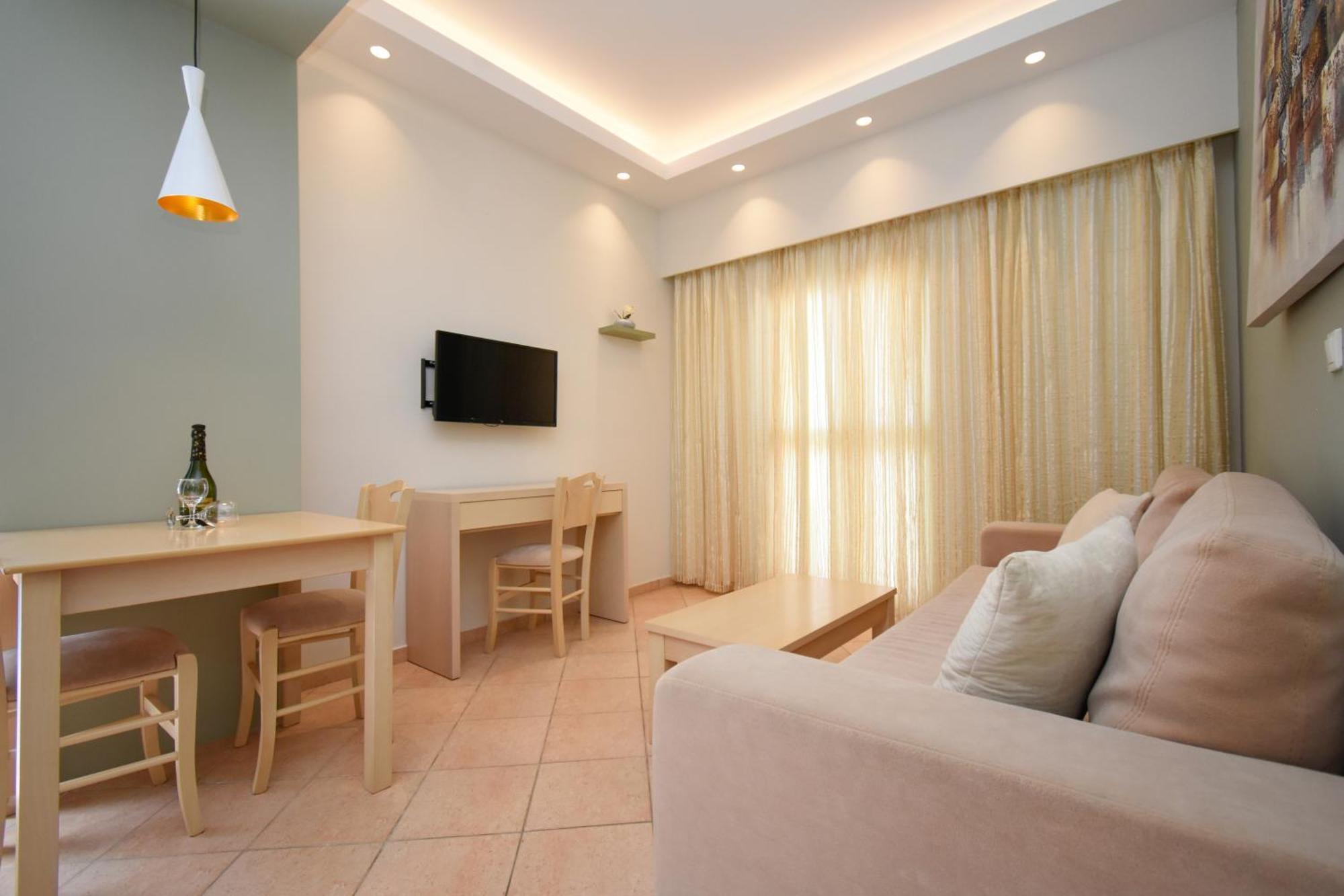 Elena Village Hotel & Suites Myrties エクステリア 写真