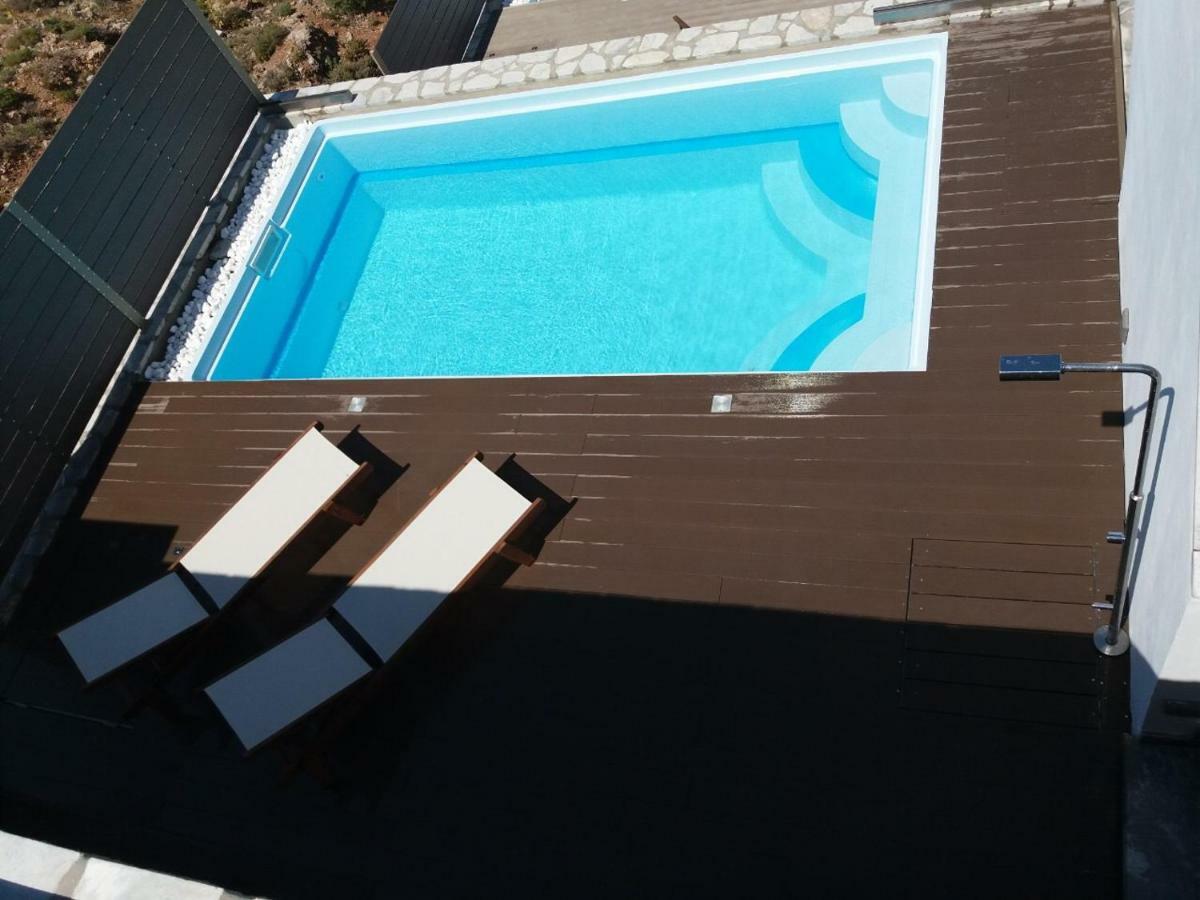 Elena Village Hotel & Suites Myrties エクステリア 写真