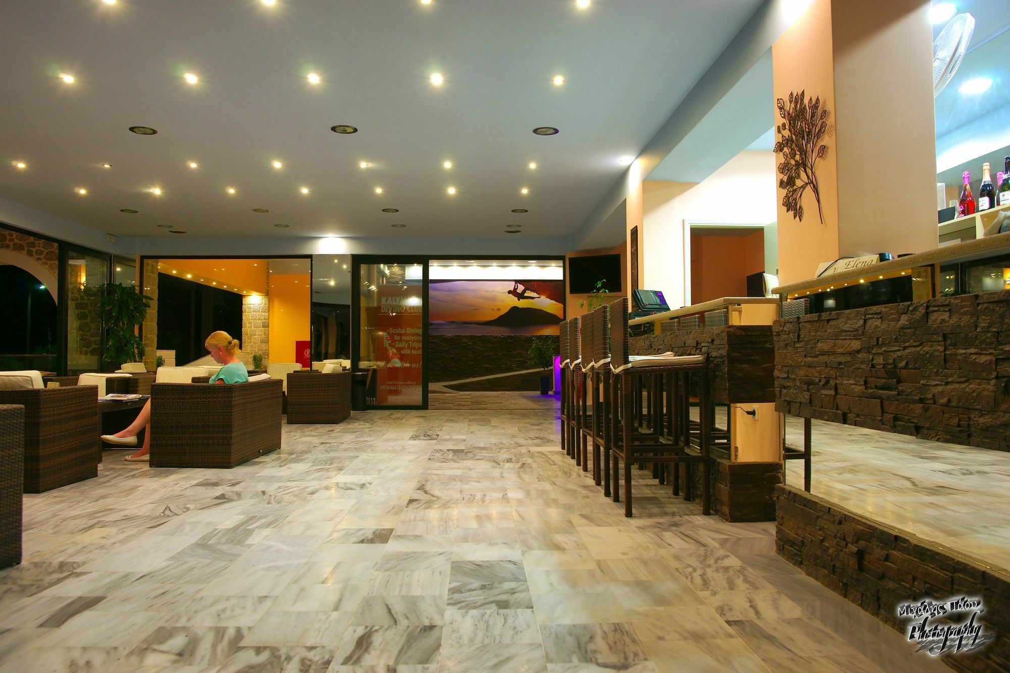 Elena Village Hotel & Suites Myrties エクステリア 写真